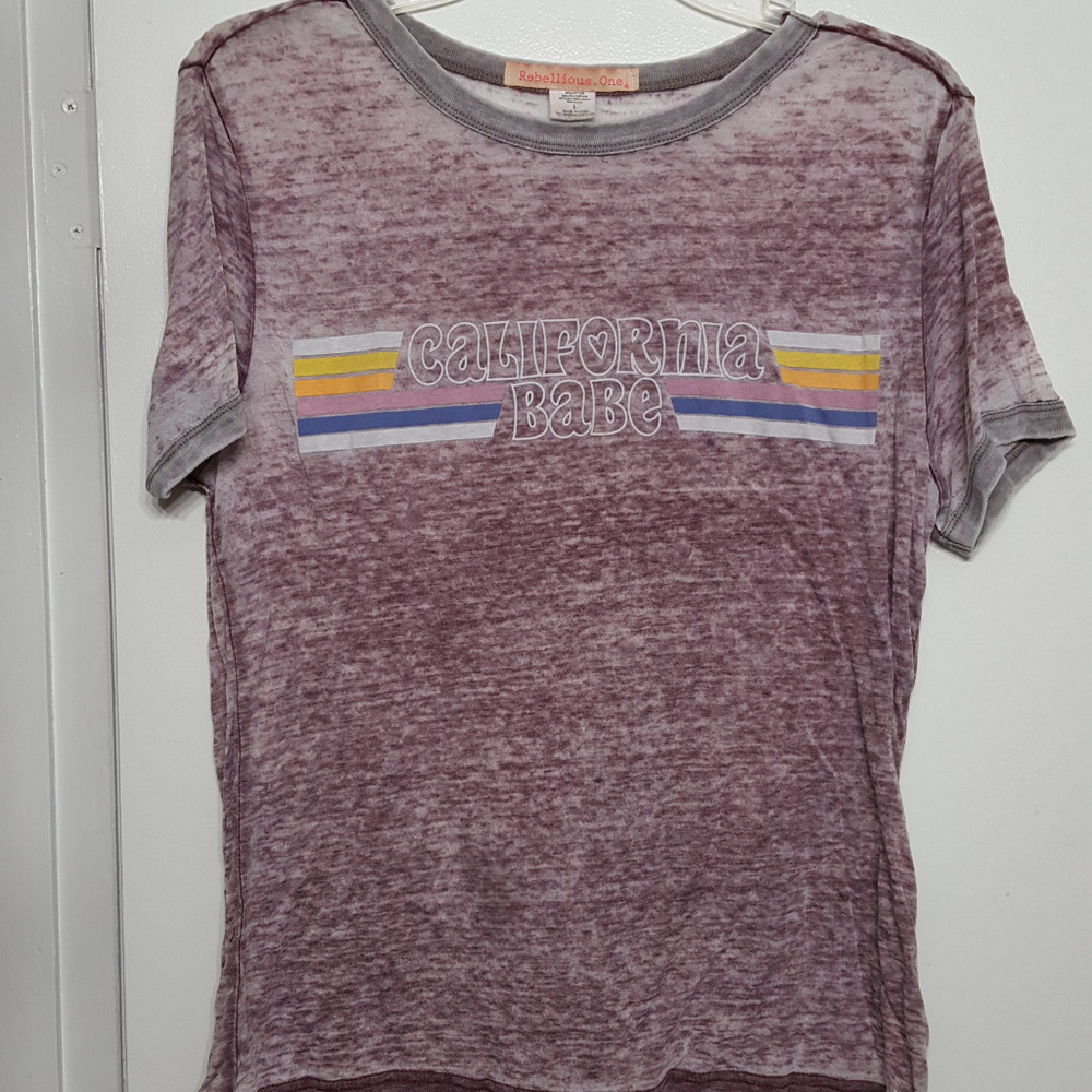 Soft lightweight Tee.California Babe